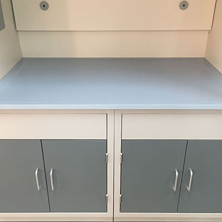 Ceramic Worktop with Molded Marine Edges
